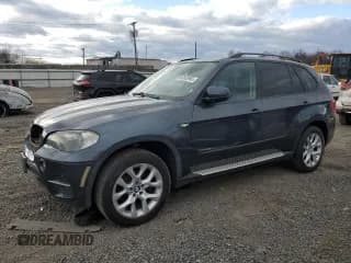 ✅ 2011 BMW X5 35i • VIN: 5UXZV4C52BL412718 • Lot: 92653965. Listed on Copart with 114,318 mi. Free auction sales archive from the USA and detailed vehicle history report at DreamBid. Image 1.