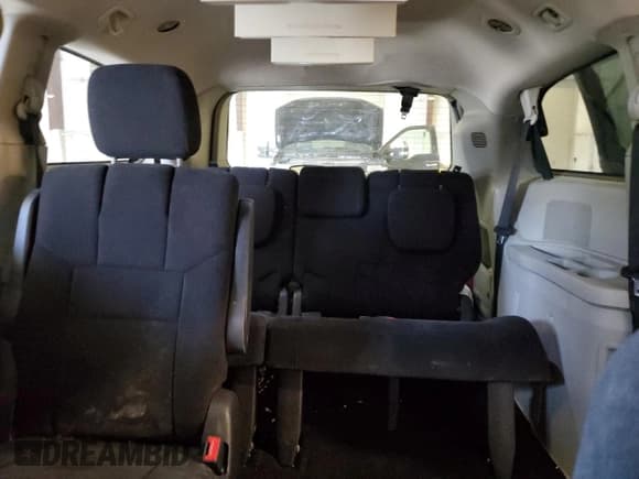 ✅ 2011 Chrysler Town & Country Touring • VIN: 2A4RR5DG2BR665244 • Lot: 82669285. Wystawiony na Copart z przebiegiem 106 047 mil. Bezpłatny archiwum sprzedaży aukcyjnych z USA i szczegółowy raport historii pojazdu na DreamBid. Zdjęcie 10.