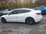 ✅ 2019 Tesla Model 3 Long Range • VIN: 5YJ3E1EB3KF388196 • Lot: 43446457. Wystawiony na IAAI z przebiegiem 47 860 mil. Bezpłatny archiwum sprzedaży aukcyjnych z USA i szczegółowy raport historii pojazdu na DreamBid. Zdjęcie 14.