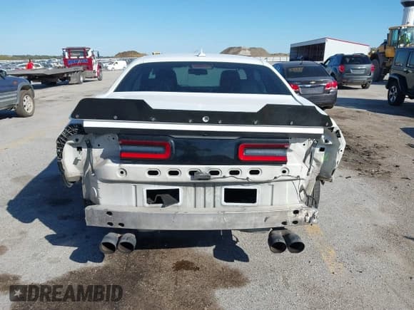 ✅ 2016 Dodge Challenger R/T Plus • VIN: 2C3CDZBT0GH177834 • Lot: 43396208. Listed on IAAI with 102,222 mi. Free auction sales archive from the USA and detailed vehicle history report at DreamBid. Image 17.