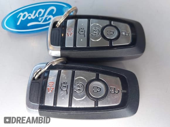 ✅ 2021 Ford Expedition XLT • VIN: 1FMJU1HT0MEA80708 • Lot: 42742658. Wystawiony na IAAI z przebiegiem 69 249 mil. Bezpłatny archiwum sprzedaży aukcyjnych z USA i szczegółowy raport historii pojazdu na DreamBid. Zdjęcie 11.
