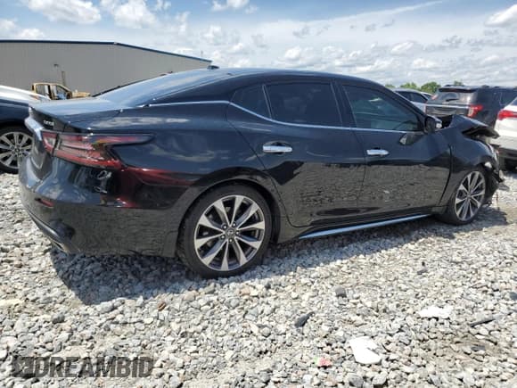 ✅ 2019 Nissan Maxima SV • VIN: 1N4AA6AV3KC367089 • Lot: 56453105. Listed on Copart with 102,665 mi. Free auction sales archive from the USA and detailed vehicle history report at DreamBid. Image 3.