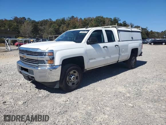 ✅ 2018 Chevrolet Silverado 2500HD Work Truck • VIN: 1GC2CUEG1JZ261230 • Lot: 85583395. Listed on Copart with 239,316 mi. Free auction sales archive from the USA and detailed vehicle history report at DreamBid. Image 1.