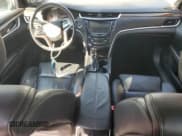 ✅ 2016 Cadillac XTS Luxury Collection • VIN: 2G61N5S31G9173913 • Lot: 71607545. Wystawiony na Copart z przebiegiem 133 568 mil. Bezpłatny archiwum sprzedaży aukcyjnych z USA i szczegółowy raport historii pojazdu na DreamBid. Zdjęcie 8.