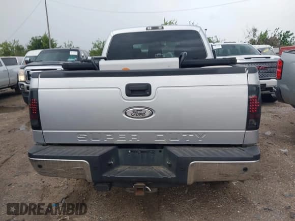 ✅ 2016 Ford F-250 Lariat • VIN: 1FT7W2BT6GED22929 • Lot: 42671728. Listed on IAAI with 138,912 mi. Free auction sales archive from the USA and detailed vehicle history report at DreamBid. Image 16.