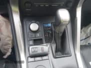 ✅ 2016 Lexus NX 200t • VIN: JTJYARBZ6G2043320 • Lot: 43072232. Wystawiony na IAAI z przebiegiem 81 614 mil. Bezpłatny archiwum sprzedaży aukcyjnych z USA i szczegółowy raport historii pojazdu na DreamBid. Zdjęcie 11.