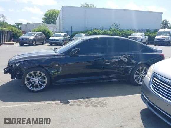 ✅ 2021 Cadillac CT5 Sport • VIN: 1G6DP5RK7M0147794 • Lot: 41951168. Wystawiony na IAAI z przebiegiem 72 846 mil. Bezpłatny archiwum sprzedaży aukcyjnych z USA i szczegółowy raport historii pojazdu na DreamBid. Zdjęcie 14.