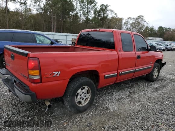 ✅ 1999 Chevrolet Silverado 1500 • VIN: 1GCEK19V7XE199792 • Лот: 84074754. Опубликован ранее на Copart с пробегом 123 988 миль. Бесплатный доступ к архиву аукционных продаж из США и подробный отчёт об истории автомобиля на DreamBid. Изображение 3.