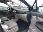 ✅ 2017 Honda Pilot EX-L • VIN: 5FNYF5H78HB013558 • Lot: 41555582. Listed on IAAI with 55,639 mi. Free auction sales archive from the USA and detailed vehicle history report at DreamBid. Image 5.