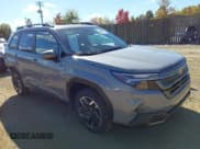 ✅ 2025 Subaru Forester Limited Hybrid • VIN: JF2SLSRD6SH421552 • Lot: 43580276. Wystawiony na IAAI z przebiegiem 2 017 mil. Bezpłatny archiwum sprzedaży aukcyjnych z USA i szczegółowy raport historii pojazdu na DreamBid. Zdjęcie 1.