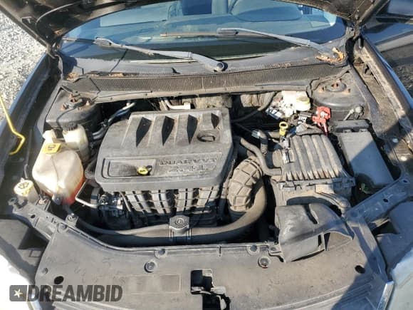 ✅ 2010 Dodge Avenger R/T • VIN: 1B3CC5FB9AN130147 • Лот: 68987434. Опубликован ранее на Copart с пробегом 125 266 миль. Бесплатный доступ к архиву аукционных продаж из США и подробный отчёт об истории автомобиля на DreamBid. Изображение 11.