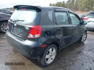 ✅ 2007 Chevrolet Aveo LS • VIN: KL1TD66637B737599 • Lot: 41732661. Wystawiony na IAAI z przebiegiem 144 635 mil. Bezpłatny archiwum sprzedaży aukcyjnych z USA i szczegółowy raport historii pojazdu na DreamBid. Zdjęcie 4.