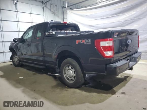 ✅ 2022 Ford F-150 XL • VIN: 1FTEX1EP2NFA56975 • Lot: 81443765. Listed on Copart with 136,481 mi. Free auction sales archive from the USA and detailed vehicle history report at DreamBid. Image 2.