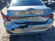 ✅ 2021 Lexus ES 300h • VIN: 58ACA1C12MU007636 • Lot: 43837339. Listed on IAAI with 78,087 mi. Free auction sales archive from the USA and detailed vehicle history report at DreamBid. Image 6.