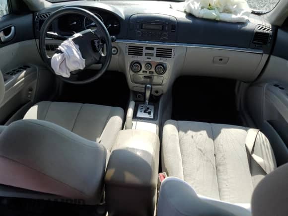 2008 Hyundai Sonata GLS with VIN 5NPET46F98H314874, listed as a Copart auction lot 68281305 with Not provided miles and Non repairable. Bid and sale history available at DreamBid. Image 8.