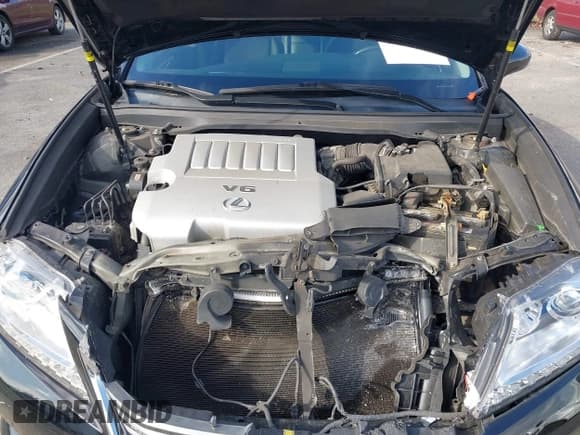 ✅ 2015 Lexus ES 330 • VIN: JTHBK1GG8F2210563 • Lot: 43671838. Listed on IAAI with 110,860 mi. Free auction sales archive from the USA and detailed vehicle history report at DreamBid. Image 10.