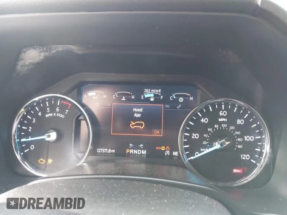 ✅ 2020 Ford Expedition Max Limited • VIN: 1FMJK1KT5LEA11817 • Lot: 42378656. Listed on IAAI with 127,371 mi. Free auction sales archive from the USA and detailed vehicle history report at DreamBid. Image 7.