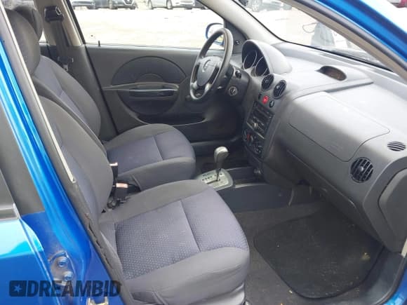 ✅ 2007 Chevrolet Aveo LS • VIN: KL1TD66647B748899 • Lot: 41126412. Wystawiony na IAAI z przebiegiem 124 187 mil. Bezpłatny archiwum sprzedaży aukcyjnych z USA i szczegółowy raport historii pojazdu na DreamBid. Zdjęcie 5.