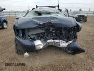 ✅ 2007 Chevrolet Silverado 1500 1LT • VIN: 2GCEC19J171549493 • Lot: 85749095. Wystawiony na Copart z przebiegiem Nie podano. Bezpłatny archiwum sprzedaży aukcyjnych z USA i szczegółowy raport historii pojazdu na DreamBid. Zdjęcie 5.