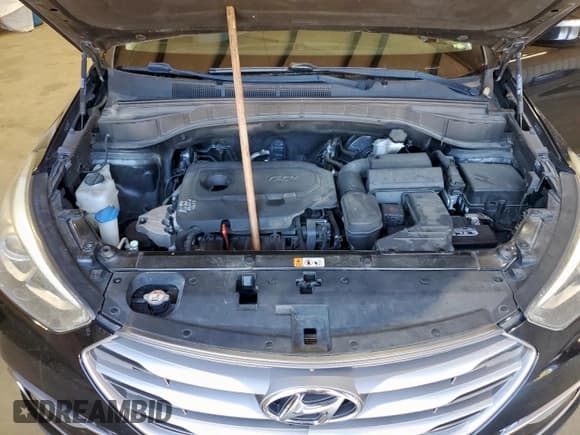 ✅ 2018 Hyundai Santa Fe 2.4L • VIN: 5NMZU3LB1JH079352 • Lot: 90879755. Listed on Copart with 119,909 mi. Free auction sales archive from the USA and detailed vehicle history report at DreamBid. Image 11.