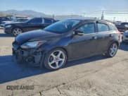 ✅ 2012 Ford Focus Titanium • VIN: 1FAHP3N29CL378160 • Lot: 94800075. Wystawiony na Copart z przebiegiem 101 651 mil. Bezpłatny archiwum sprzedaży aukcyjnych z USA i szczegółowy raport historii pojazdu na DreamBid. Zdjęcie 1.