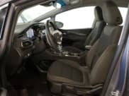 ✅ 2023 Chevrolet Bolt EV 1LT • VIN: 1G1FW6S05P4176207 • Lot: 61691174. Wystawiony na Copart z przebiegiem 28 605 mil. Bezpłatny archiwum sprzedaży aukcyjnych z USA i szczegółowy raport historii pojazdu na DreamBid. Zdjęcie 7.