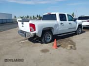 ✅ 2011 Chevrolet Silverado 1500 LS • VIN: 3GCPCREA5BG408018 • Lot: 43217341. Wystawiony na IAAI z przebiegiem 190 884 mil. Bezpłatny archiwum sprzedaży aukcyjnych z USA i szczegółowy raport historii pojazdu na DreamBid. Zdjęcie 4.