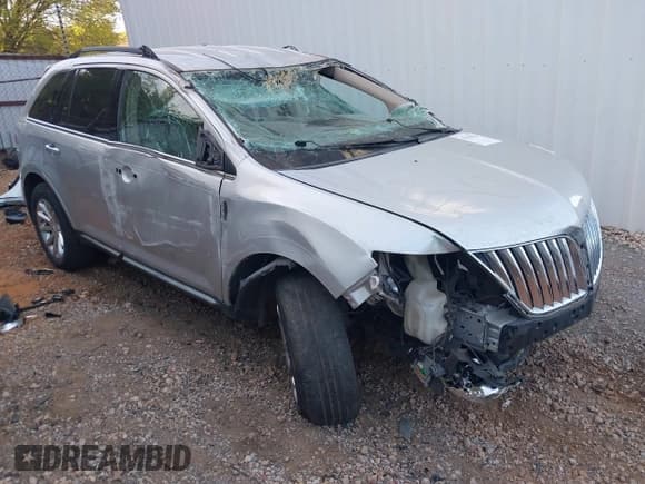 ✅ 2012 Lincoln MKX • VIN: 2LMDJ6JK1CBL11070 • Lot: 43504311. Listed on IAAI with 131,774 mi. Free auction sales archive from the USA and detailed vehicle history report at DreamBid. Image 1.