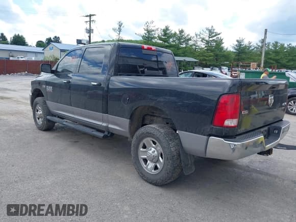 ✅ 2018 Ram 2500 Big Horn • VIN: 3C6UR5DJ3JG343719 • Лот: 42539295. Опубликован ранее на IAAI с пробегом 62 012 миль. Бесплатный доступ к архиву аукционных продаж из США и подробный отчёт об истории автомобиля на DreamBid. Изображение 3.