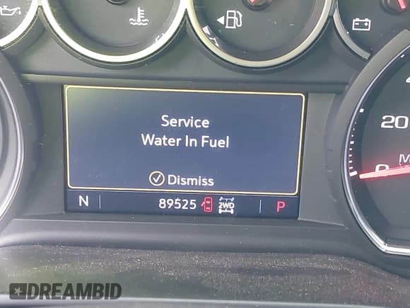 ✅ 2020 Chevrolet Silverado 1500 RST • VIN: 3GCUYEETXLG285283 • Lot: 42611801. Listed on IAAI with 89,525 mi. Free auction sales archive from the USA and detailed vehicle history report at DreamBid. Image 7.