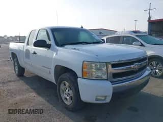 2007 Chevrolet Silverado 1500 1LT with VIN 1GCEC19J87Z522900, listed as a IAAI auction lot 42629468 with 218,946 mi miles and . Bid and sale history available at DreamBid. Image 1.