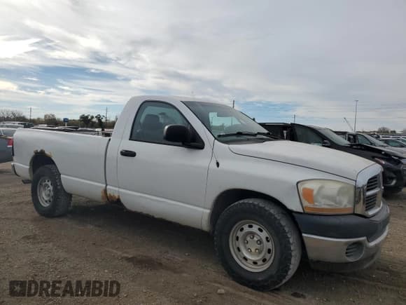 ✅ 2006 Dodge 1500 ST • VIN: 1D7HA16K36J112959 • Лот: 91681865. Опубликован ранее на Copart с пробегом 166 837 миль. Бесплатный доступ к архиву аукционных продаж из США и подробный отчёт об истории автомобиля на DreamBid. Изображение 4.