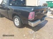 ✅ 2009 Dodge 1500 SLT • VIN: 1D3HB16P89J512966 • Lot: 42771974. Wystawiony na IAAI z przebiegiem 301 701 mil. Bezpłatny archiwum sprzedaży aukcyjnych z USA i szczegółowy raport historii pojazdu na DreamBid. Zdjęcie 6.