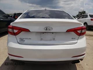 ✅ 2015 Hyundai Sonata Eco • VIN: 5NPE24AA4FH129983 • Лот: 58759403. Опубликован ранее на Copart с пробегом 85 277 миль. Бесплатный доступ к архиву аукционных продаж из США и подробный отчёт об истории автомобиля на DreamBid. Изображение 6.