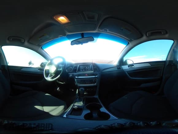 ✅ 2019 Hyundai Sonata Sport • VIN: 5NPE34AF2KH771511 • Lot: 43410228. Listed on IAAI with 84,242 mi. Free auction sales archive from the USA and detailed vehicle history report at DreamBid. Image 20.