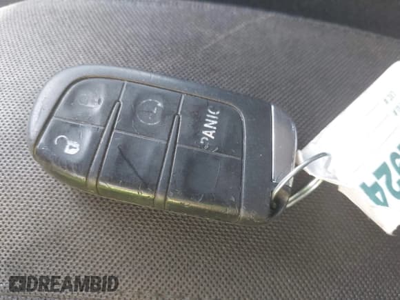 ✅ 2017 Jeep Renegade Sport • VIN: ZACCJAAB6HPF88556 • Лот: 42687364. Опубликован ранее на IAAI с пробегом 87 120 миль. Бесплатный доступ к архиву аукционных продаж из США и подробный отчёт об истории автомобиля на DreamBid. Изображение 11.