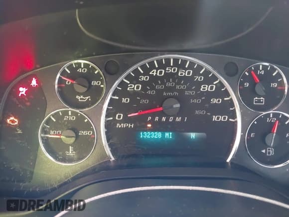 ✅ 2017 Chevrolet Express Cargo • VIN: 1GCWGAFF5H1123967 • Lot: 43300898. Listed on IAAI with 132,328 mi. Free auction sales archive from the USA and detailed vehicle history report at DreamBid. Image 7.