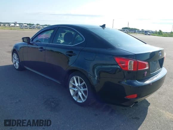 ✅ 2011 Lexus IS 350 • VIN: JTHCE5C24B5001679 • Lot: 42547658. Listed on IAAI with 218,323 mi. Free auction sales archive from the USA and detailed vehicle history report at DreamBid. Image 3.