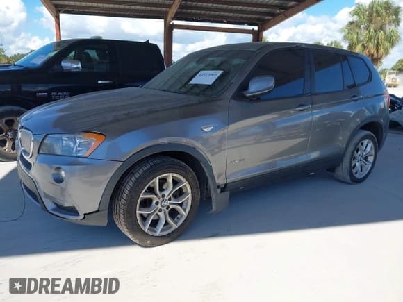 ✅ 2011 BMW X3 35i • VIN: 5UXWX7C52BL734225 • Lot: 43513003. Listed on IAAI with 173,922 mi. Free auction sales archive from the USA and detailed vehicle history report at DreamBid. Image 2.