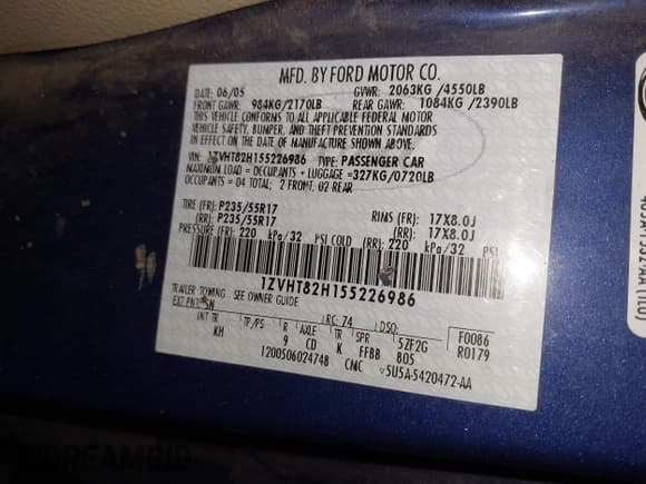 ✅ 2005 Ford Mustang GT Deluxe • VIN: 1ZVHT82H155226986 • Lot: 43321384. Listed on IAAI with 174,383 mi. Free auction sales archive from the USA and detailed vehicle history report at DreamBid. Image 9.