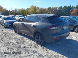 ✅ 2021 Maserati Levante GranSport • VIN: ZN661XUS7MX372314 • Лот: 43554363. Опубликован ранее на IAAI с пробегом 74 965 миль. Бесплатный доступ к архиву аукционных продаж из США и подробный отчёт об истории автомобиля на DreamBid. Изображение 3.