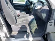 ✅ 2003 Ford Explorer XLT • VIN: 1FMZU73W33ZA92706 • Lot: 40225082. Listed on IAAI with 150,435 mi. Free auction sales archive from the USA and detailed vehicle history report at DreamBid. Image 5.