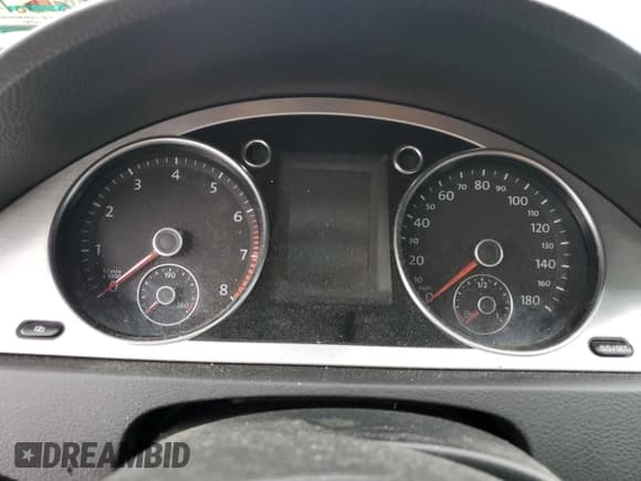 ✅ 2009 Volkswagen CC 4Motion • VIN: WVWGU73C09E512522 • Лот: 59892495. Опубликован ранее на Copart с пробегом Не указан. Бесплатный доступ к архиву аукционных продаж из США и подробный отчёт об истории автомобиля на DreamBid. Изображение 9.