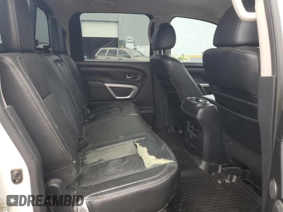 ✅ 2016 Nissan Titan Pro-4X • VIN: 1N6BA1F43GN514795 • Lot: 67123875. Listed on Copart with 151,121 mi. Free auction sales archive from the USA and detailed vehicle history report at DreamBid. Image 10.