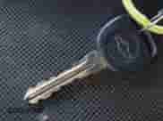 2008 Chevrolet Suburban 2LT z VIN 1GNFK16358J218377, wystawiony jako IAAI lot #43600950 z przebiegiem 256 190 mil mil oraz . Historia ofert i sprzedaży dostępna na DreamBid. Obrazek 11.