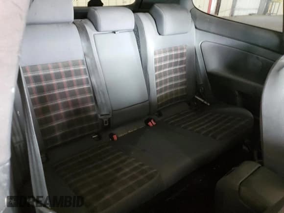 ✅ 2006 Volkswagen Golf GTI • VIN: WVWEV71K26W148723 • Lot: 70531364. Listed on Copart with 135,510 mi. Free auction sales archive from the USA and detailed vehicle history report at DreamBid. Image 10.