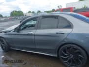 ✅ 2019 Mercedes-Benz C 43 AMG • VIN: 55SWF6EB9KU292191 • Lot: 42231741. Listed on IAAI with 80,572 mi. Free auction sales archive from the USA and detailed vehicle history report at DreamBid. Image 14.