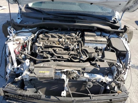 ✅ 2022 Toyota Corolla Cross LE • VIN: 7MUBAAAGXNV005451 • Lot: 84983755. Listed on Copart with 74,584 mi. Free auction sales archive from the USA and detailed vehicle history report at DreamBid. Image 12.