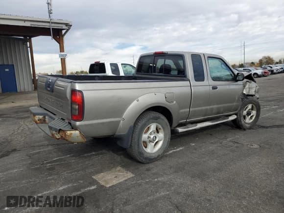 ✅ 2002 Nissan Frontier SVE • VIN: 1N6MD26Y52C374116 • Lot: 92444825. Listed on Copart with 182,661 mi. Free auction sales archive from the USA and detailed vehicle history report at DreamBid. Image 3.
