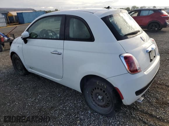 ✅ 2014 FIAT 500 Pop • VIN: 3C3CFFAR8ET174442 • Lot: 71852355. Listed on Copart with 74,698 mi. Free auction sales archive from the USA and detailed vehicle history report at DreamBid. Image 2.